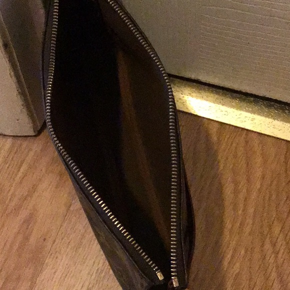 Louis Vuitton monogram pochette - Picture 8 of 12